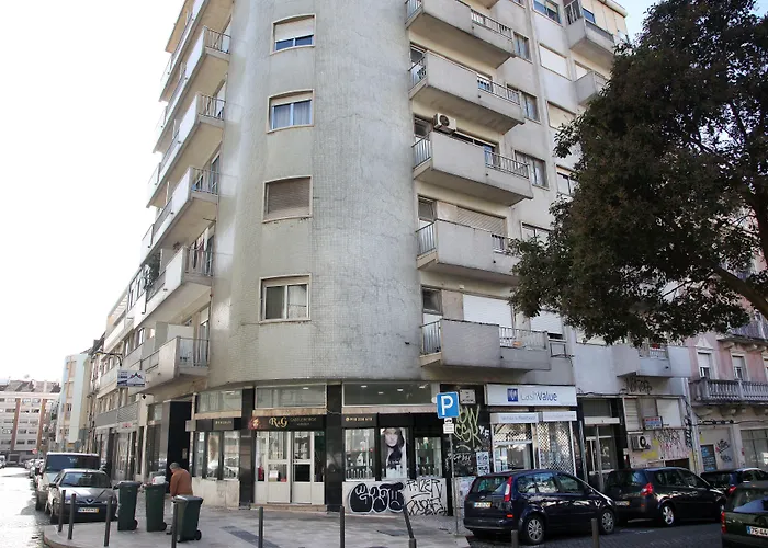 Lisbon Suite Home